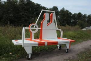 Андрей Митенев, Ольга Хан. Мобильные коммуникационные скамейки. 