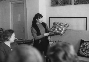 Альмира Янбухтина в БХО Агидель на худсовете. 1974