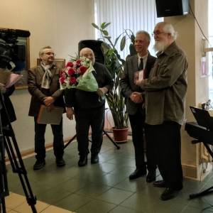 axfv7ahyid8_20230504_1505116585_original_original